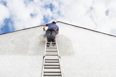 Peinture extérieure au Crocq — façades et ravalement